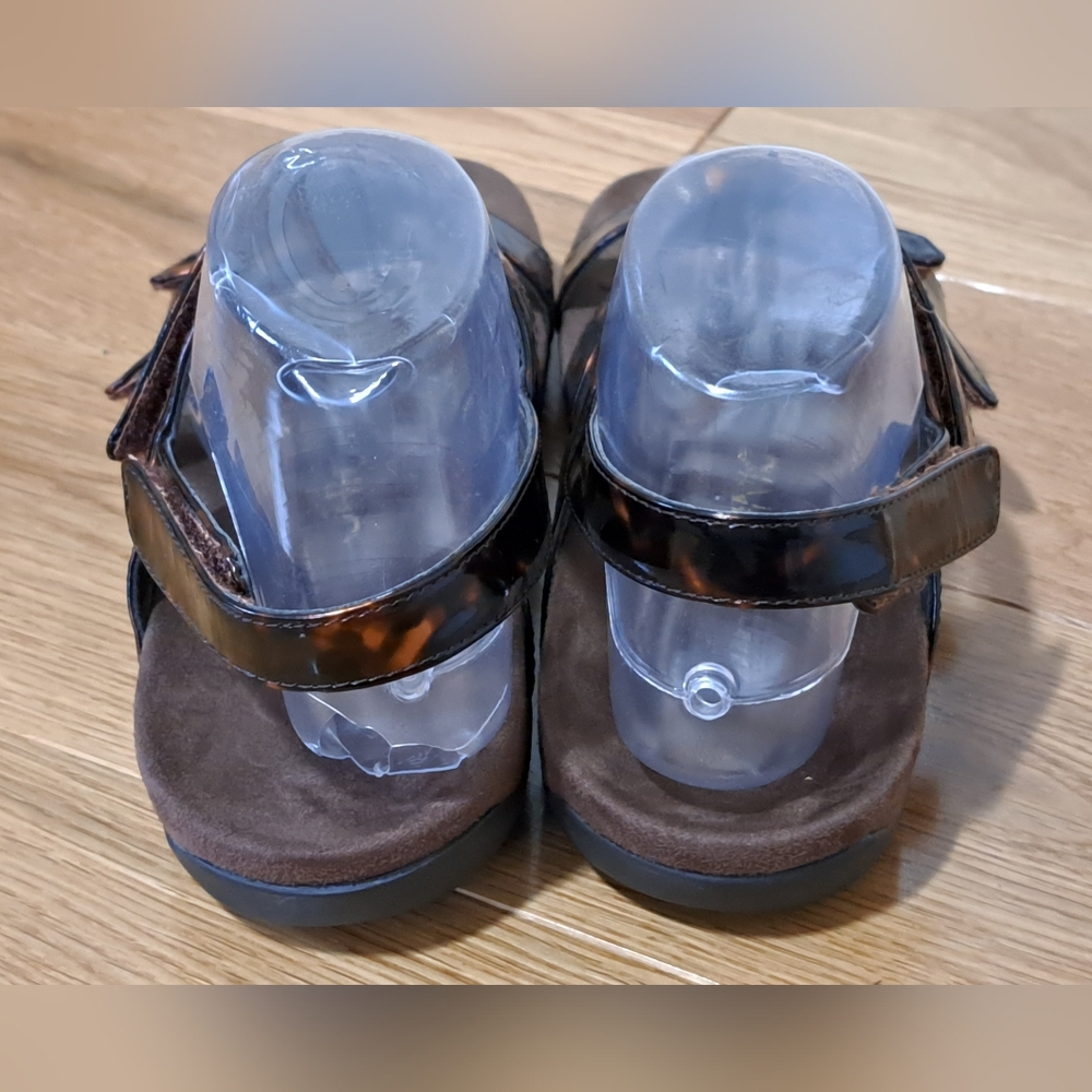 Vionic Amber Sandal Tortoise Pattern US 7 EUR 38 - image 10